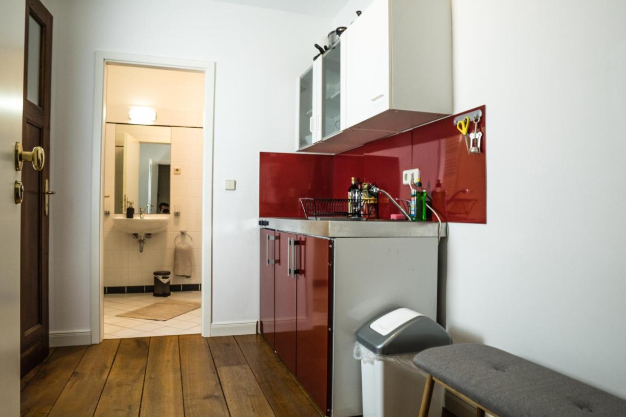 Full House Studios - The Jungle Apartment - Netflix, Wifi Inkl Lipsko Exteriér fotografie
